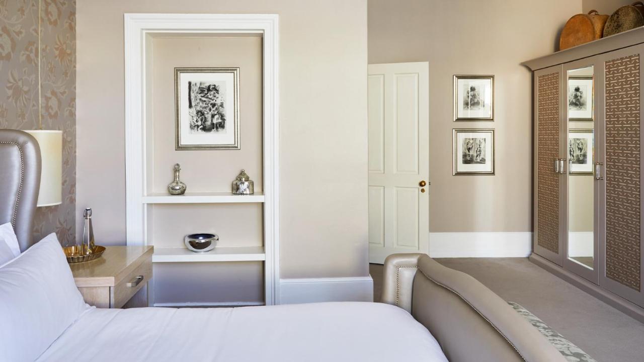 Dock House Boutique And By Newmark 5*