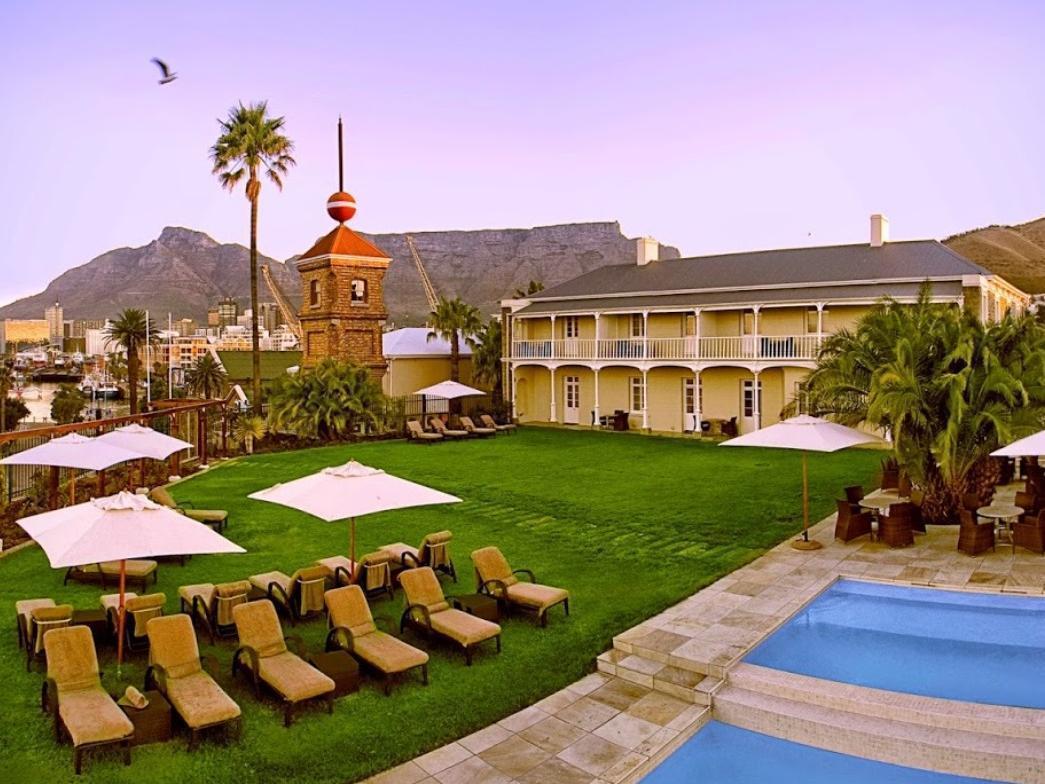 Dock House Boutique And By Newmark 5*